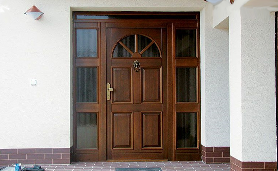 Vchodové dveře LOPRAIS